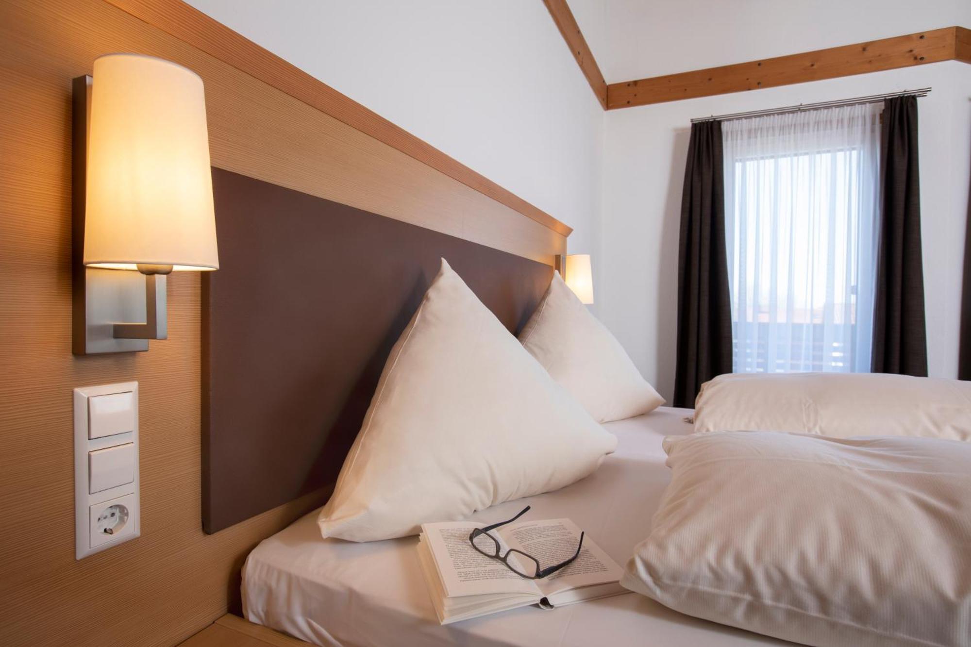 Landhotel Sonnenhalde Bad Boll Extérieur photo